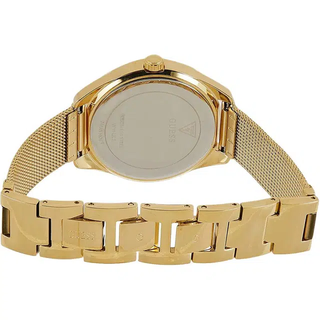 GUESS 44mm 10