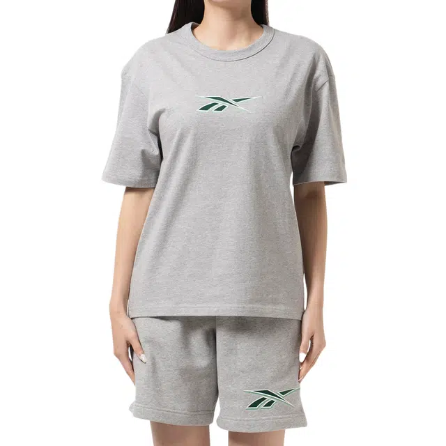 Reebok T