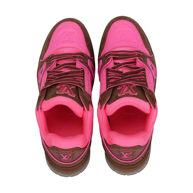 LOUIS VUITTON Trainer logo