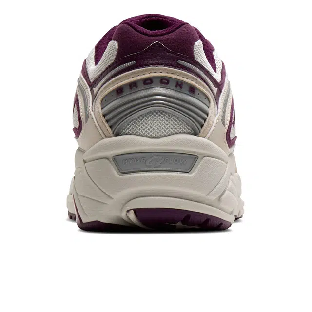 Brooks Adrenaline GTS 4