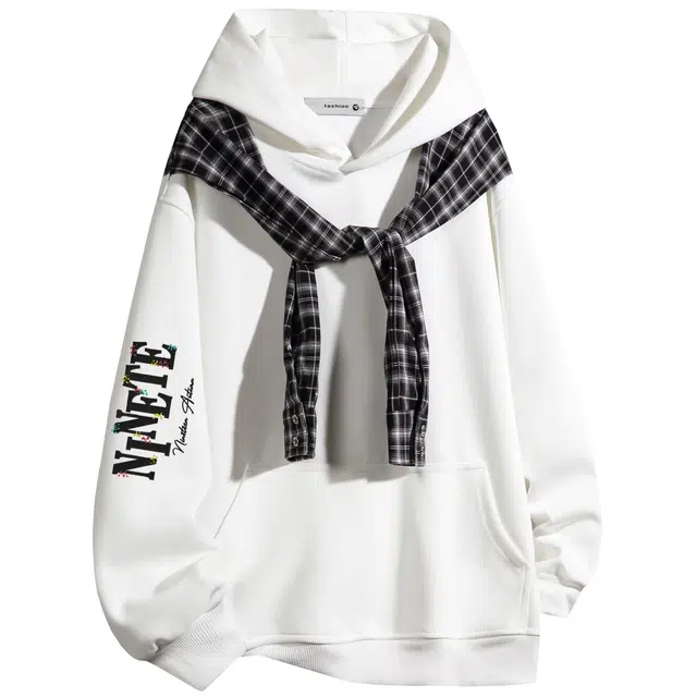 NINETEEN AUTUMN logo