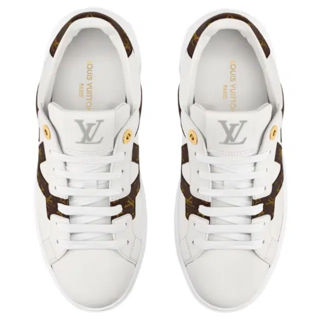 LOUIS VUITTON Time Out