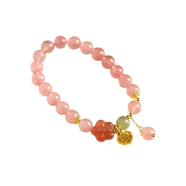 子婳 桃之夭夭八方来财时来运转女神招桃花正缘新中式国潮复古轻奢百搭首饰#好运 草莓晶 手串 女款