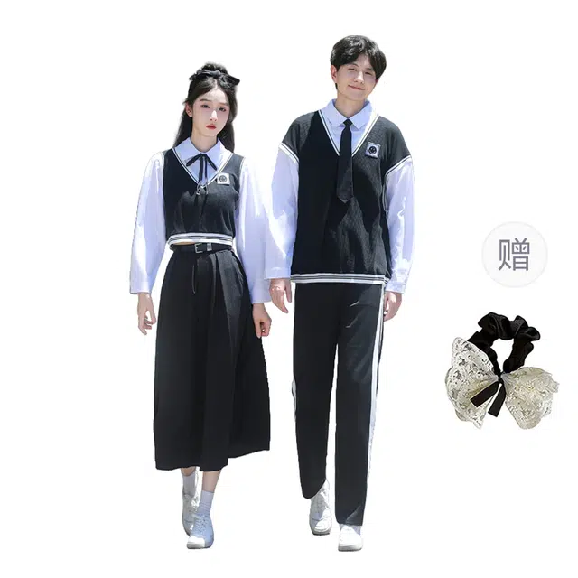 涂诗菲 学院风情侣款通勤遮肉气质青春活力针织衫学生班服表演运动会男女情侣套装