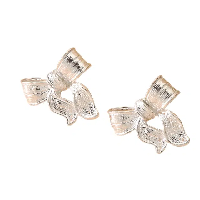 优态 拉丝花丝蝴蝶结耳钉女小耳环简约养耳洞气质轻奢耳饰#好运 足银 纯银 女款