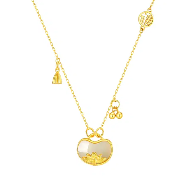 【福运自然来】 潮宏基 莲花福牌锁骨链 新中式国风 小众设计精致奢华感 优雅时尚有质感 日常通勤百搭不撞款#好运天然 玉髓 项链 女款