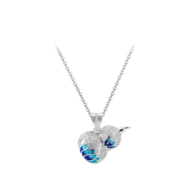 CUTE DAME S990