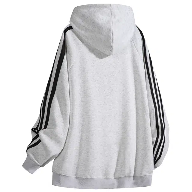 NINETEEN AUTUMN logo