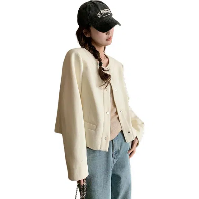 稻草人 法式气质名媛风小香风设计高级百搭时尚截短外套 女款