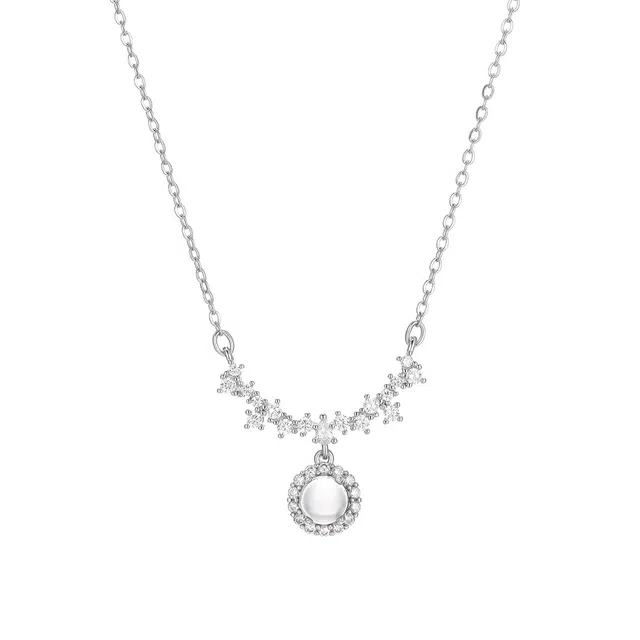 珂里 布拉格月光女生小众轻奢百搭高级感锁骨链白清冷感温柔气质颈链毛衣链 琉璃 玉石项链 女款