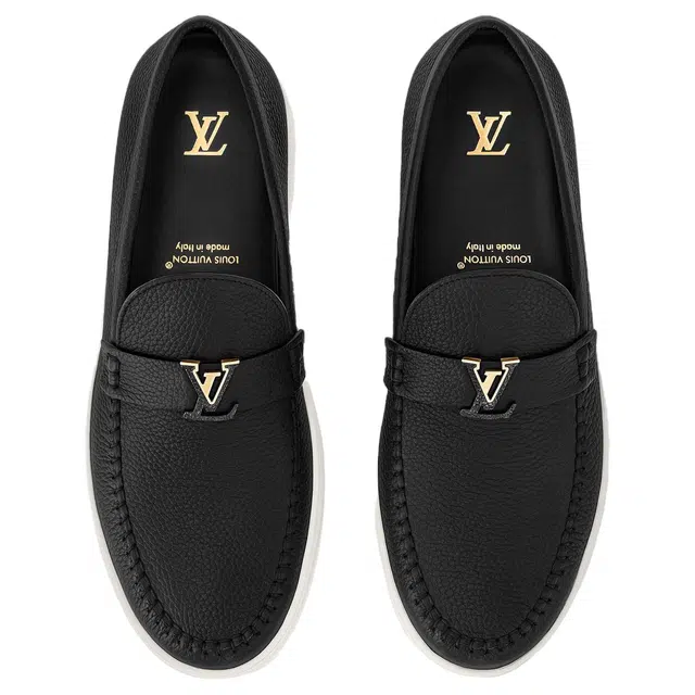 LOUIS VUITTON Resort