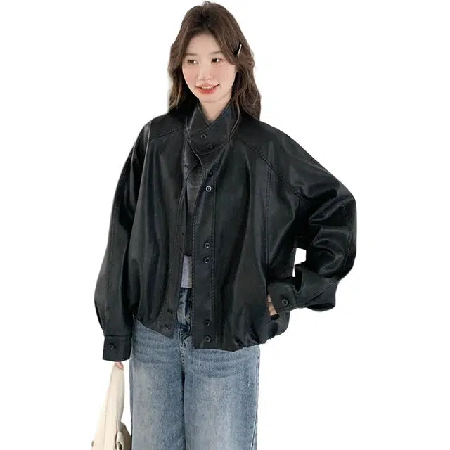 稻草人 时尚百搭简约酷飒立领机车宽松韩版外套皮衣 女款