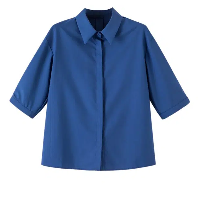 晚白 简约翻领排扣设计通勤减龄纯棉面料衬衫 女款