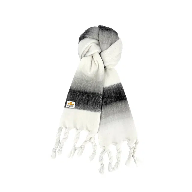 加菲猫家族 氛围感秋冬季渐变仿羊绒学生装饰保暖百搭 绒线围巾 男女同款情侣款