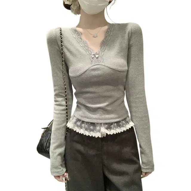 CASTLE WOODS 2025v T