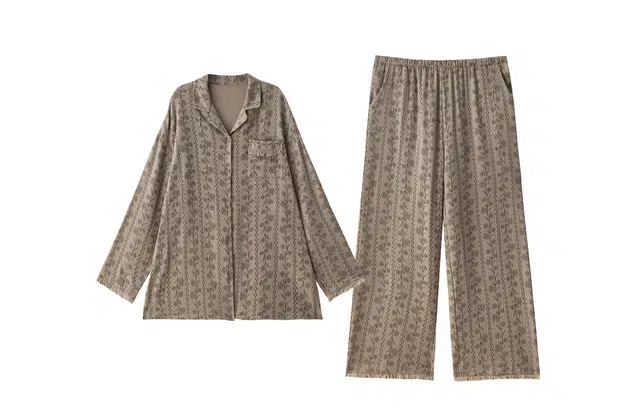 俏薇妮 春秋款纯棉纱布婴儿棉带胸垫一体梭织长袖家居服套装 睡衣礼盒 女款