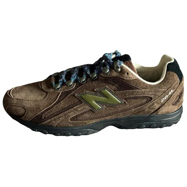 BASKETCASE x New Balance 204L