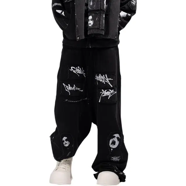 FREE WORLD ORDER Patch Print Washed Sweatpants