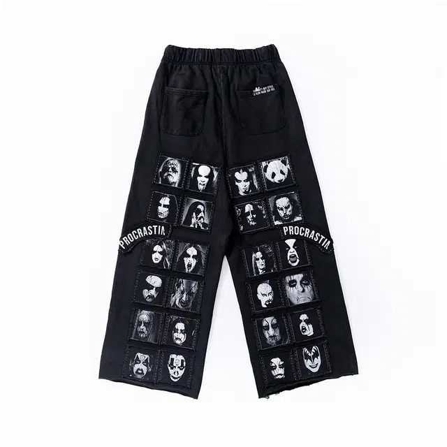 FREE WORLD ORDER Patch Print Washed Sweatpants