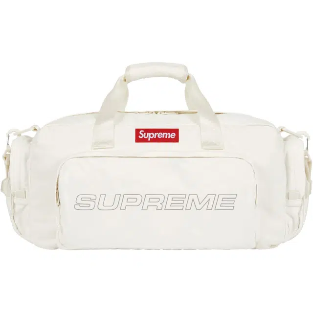 Supreme 39L FW25 WEEK1