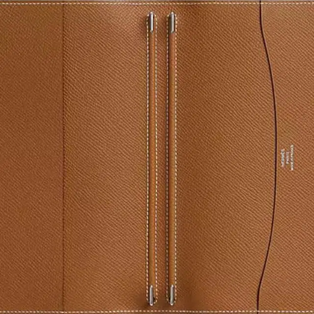 HERMES Globe-Trotter Epsom 37 Gold