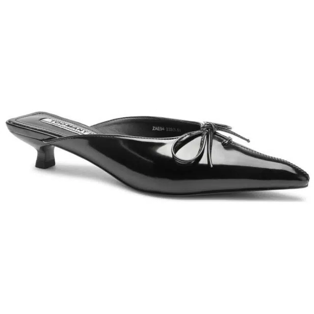 TOOMANYSHOES