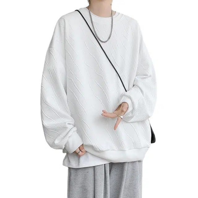 冈哉  港风春秋款宽松提花纹理感圆领套头上衣松弛慵懒感个性学院风青春流行减龄日常通勤长袖卫衣 男女同款