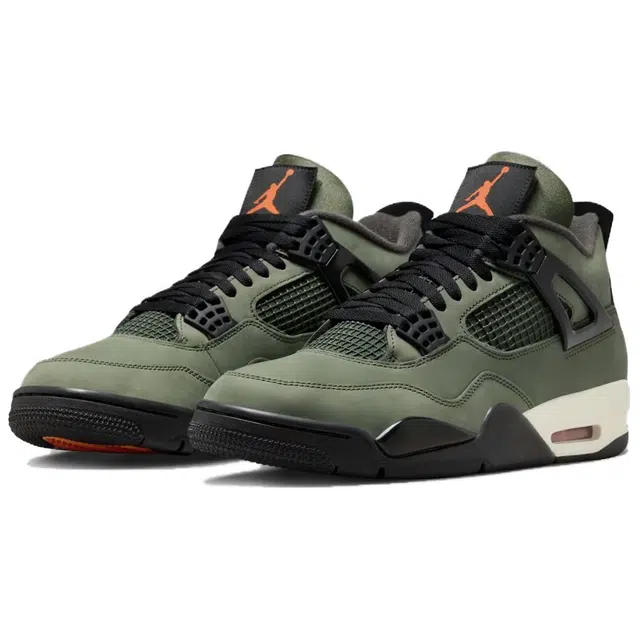 UNDEFEATED x Air Jordan 4