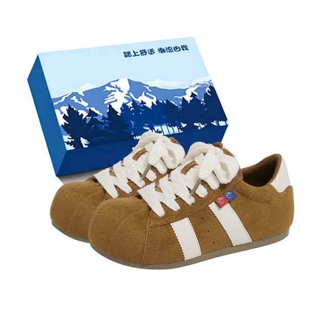 小鹿米利 复古美拉德拼色平底内增高休闲运动阿甘德训鞋 板鞋 女