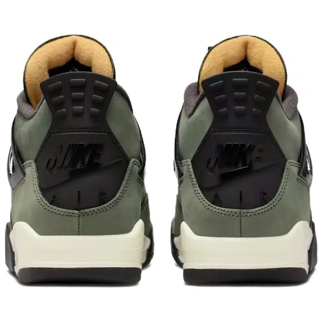 UNDEFEATED x Air Jordan 4