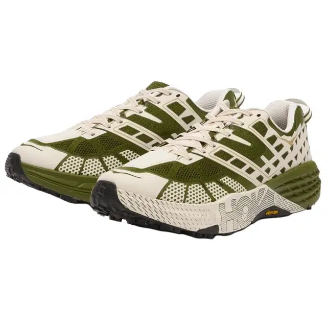 HOKA ONE ONE SPEEDGOAT 2