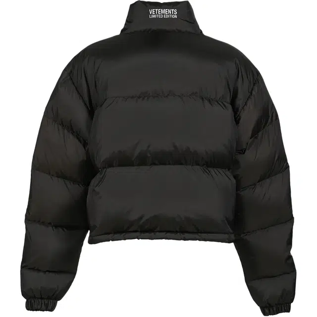 Vetements logo
