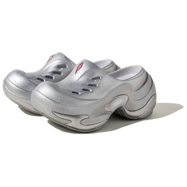 ANTA SNEAKERVERSE SV FireOrb