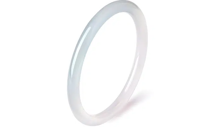 老庙 水润素雅气质渐变半绿素玉闭口玉镯  古风清冷感新中式国风#好运天然 玉髓 手镯 女款