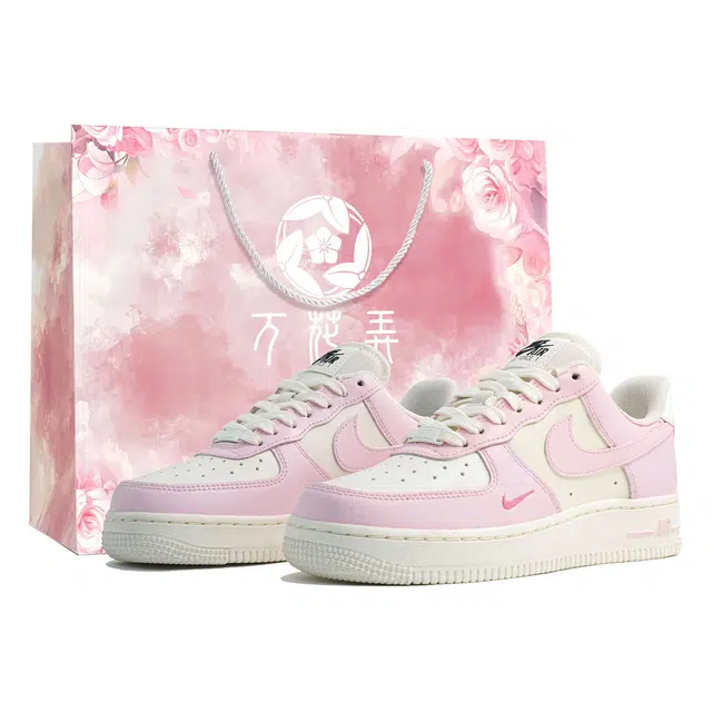 Nike Air Force 1 '07 ESS TRK3 LTDZ Pink