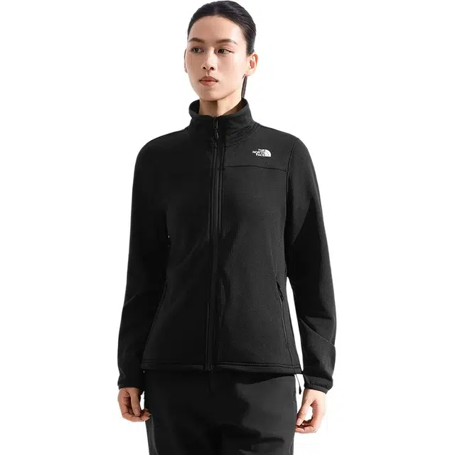 THE NORTH FACE Urban Exploration Cedar Trail logo