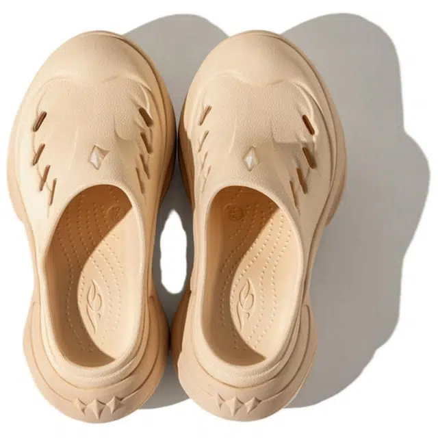 ANTA SNEAKERVERSE SV FireOrb