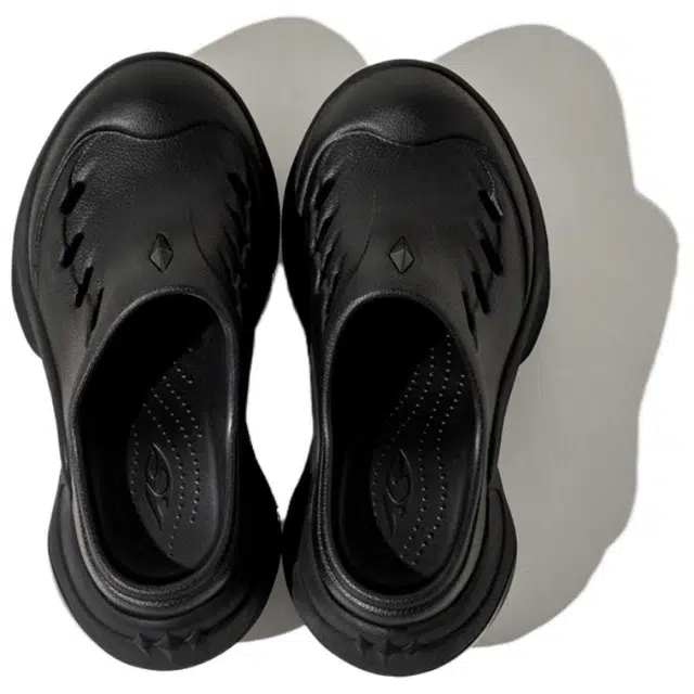 ANTA SNEAKERVERSE SV FireOrb