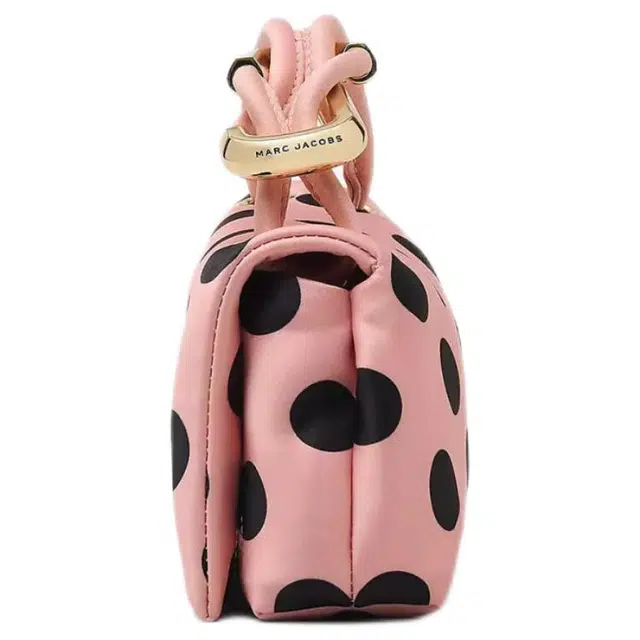 MARC JACOBS