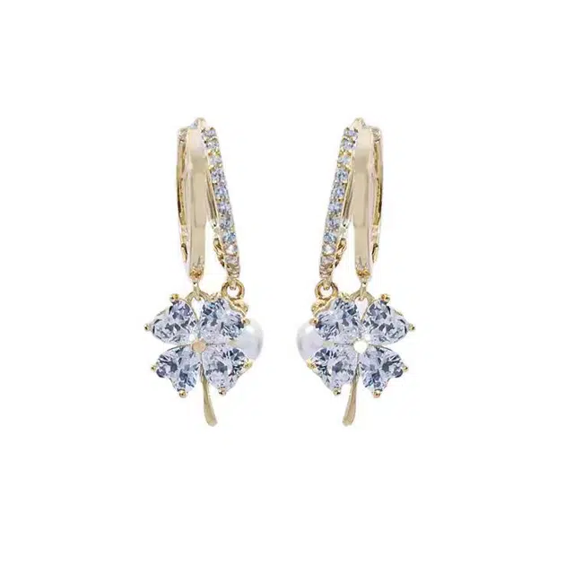 澜耀 金色四叶草 轻奢高级感时尚气质潮流闪亮耳饰 合金 耳环 女款