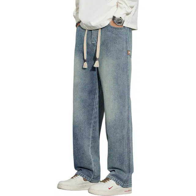 瑞梵帝斯 垂顺休闲裤薄款舒适凉感美式潮牌高街风宽松直筒青少年潮流帅气时尚百搭抽绳徽章设计牛仔裤 男款