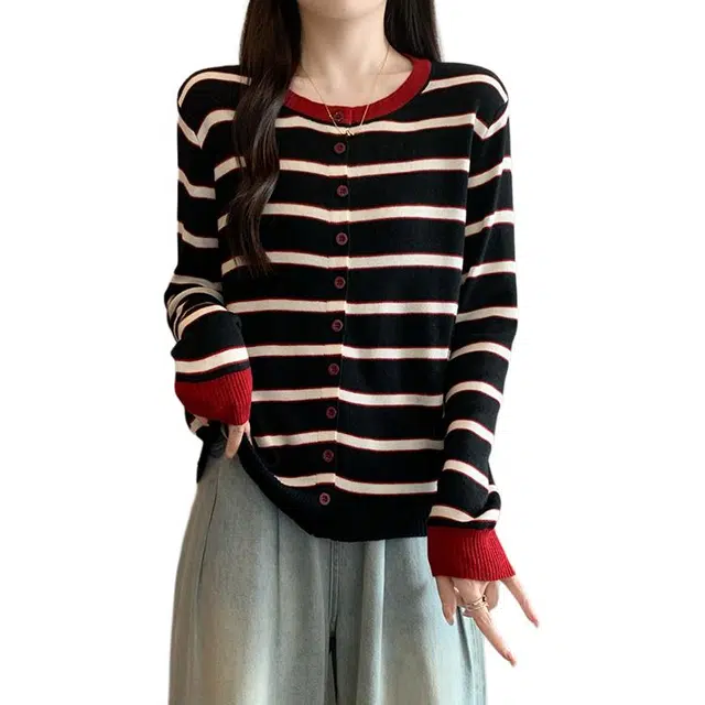 Kiki Clothing Boutique mm