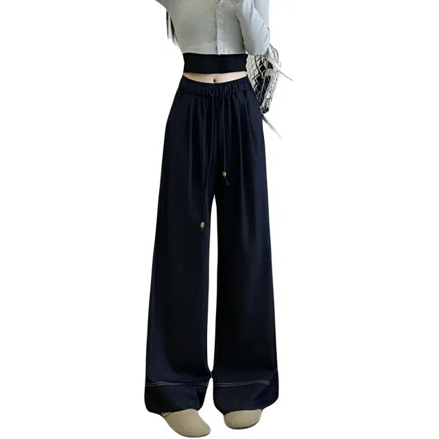 Kiki Clothing Boutique mm