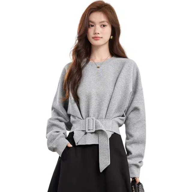 荟萃阁 蝙蝠袖腰带短款上衣设计感小众圆领卫衣 女款