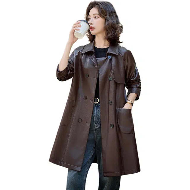 袋鼠 时尚休闲双排扣中长款风衣式皮衣外套 女款