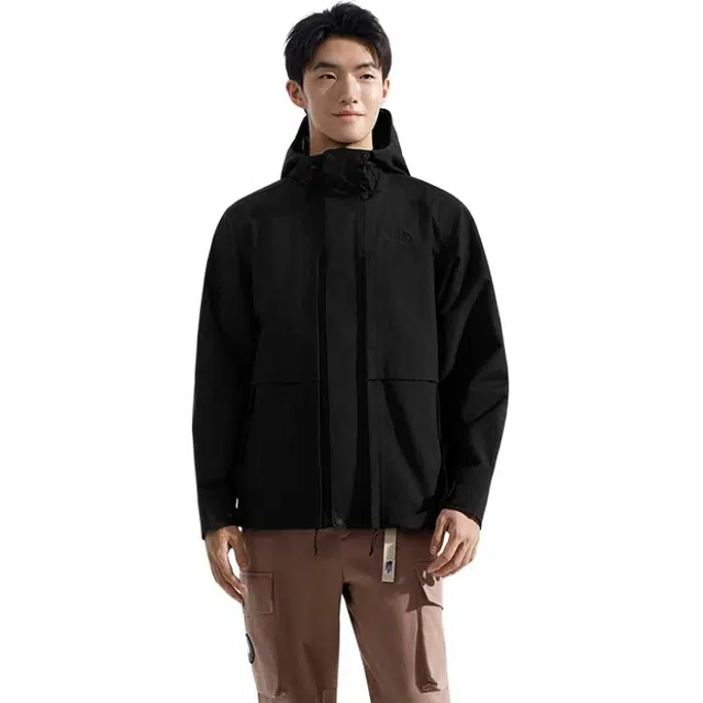 THE NORTH FACE M66 logo