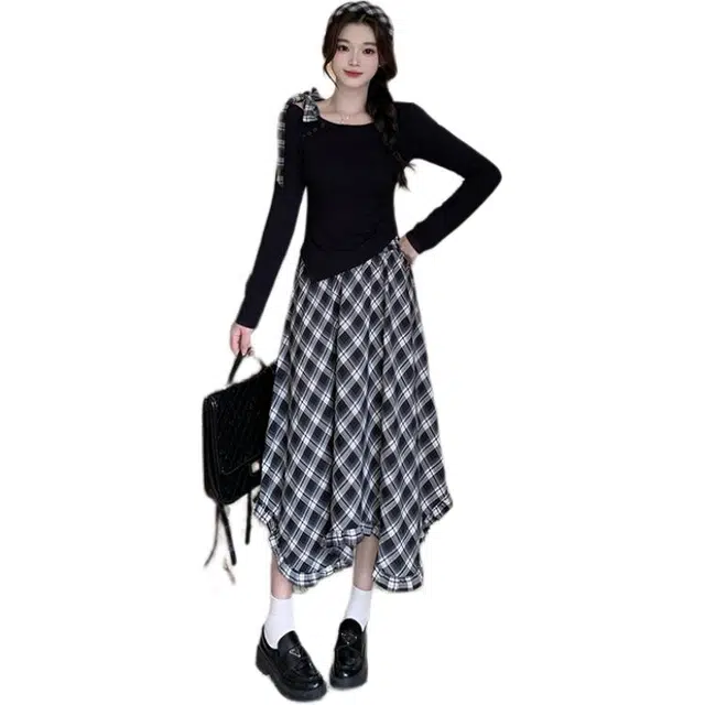 Kiki Clothing Boutique mm