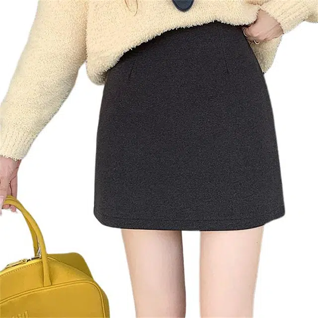 思蓓儿 百搭简约潮流休闲短裙 女款