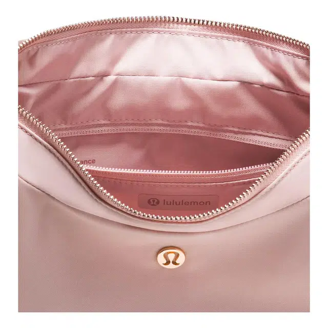 lululemon City Essentials 4L