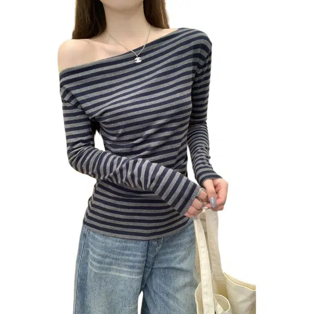 CASTLE WOODS wintage T